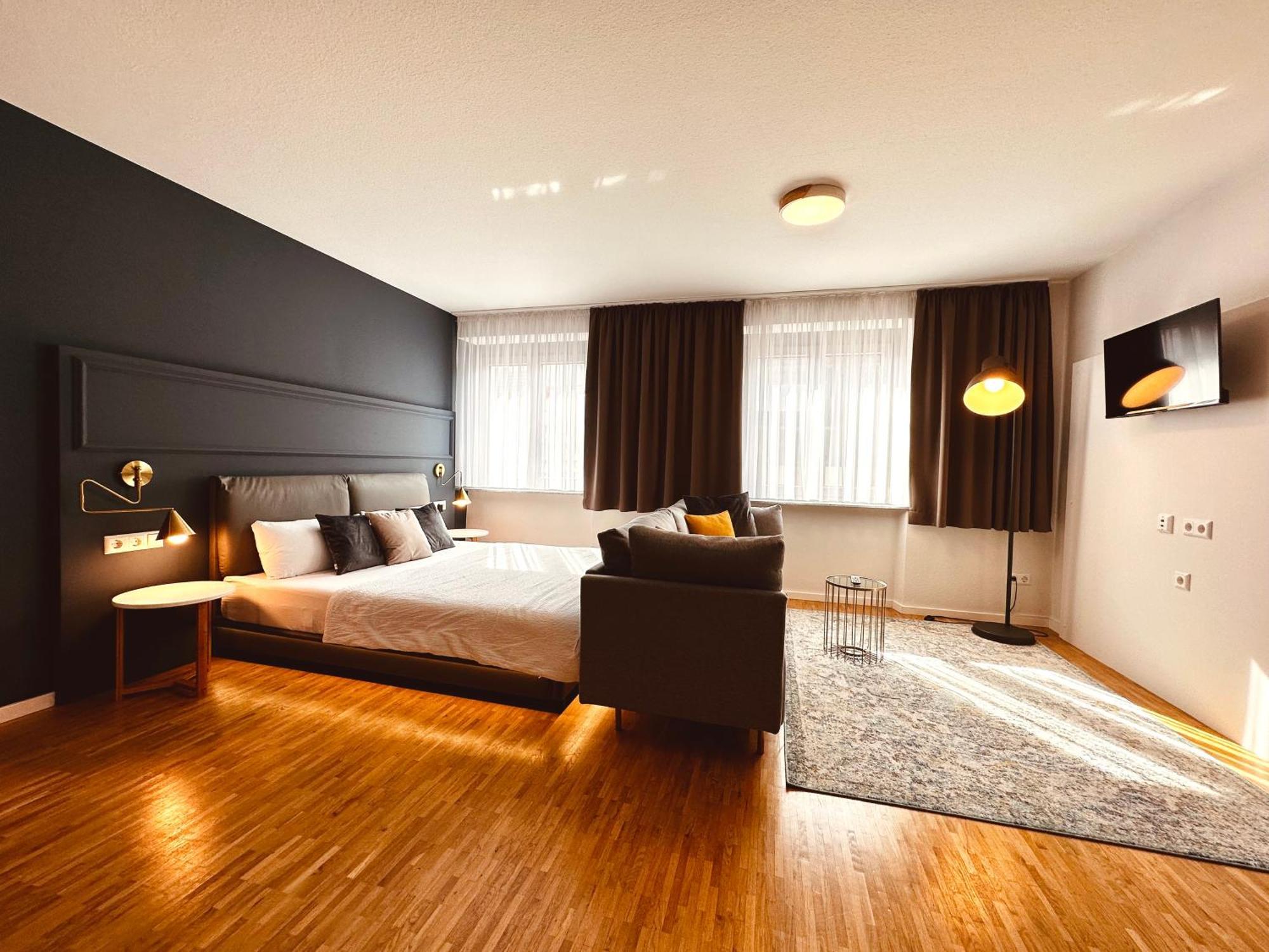 Stadthaus Neckarsulm Serviced Apartments - Stadthaus Schrade المظهر الخارجي الصورة