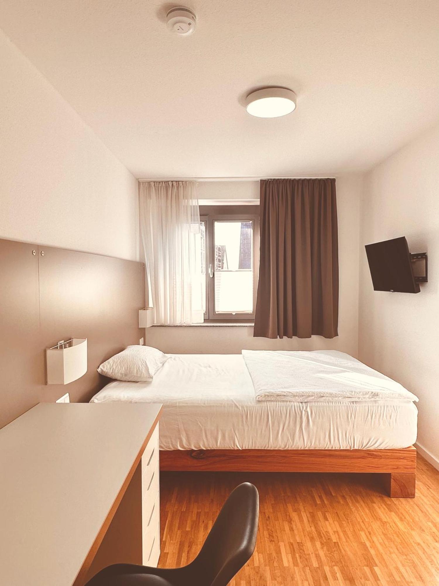 Stadthaus Neckarsulm Serviced Apartments - Stadthaus Schrade الغرفة الصورة