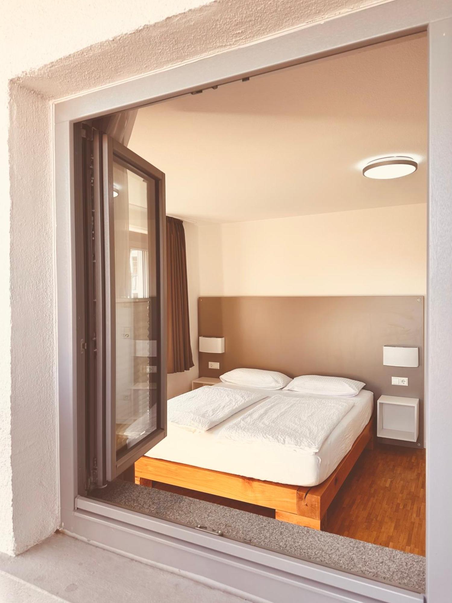 Stadthaus Neckarsulm Serviced Apartments - Stadthaus Schrade الغرفة الصورة